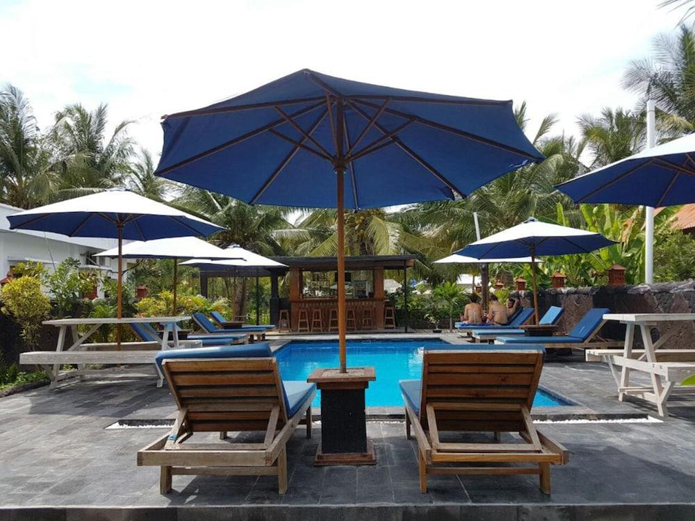 คัลเลอร์ คอตเทจ Hotel กิลิไอร์ ภายนอก รูปภาพ