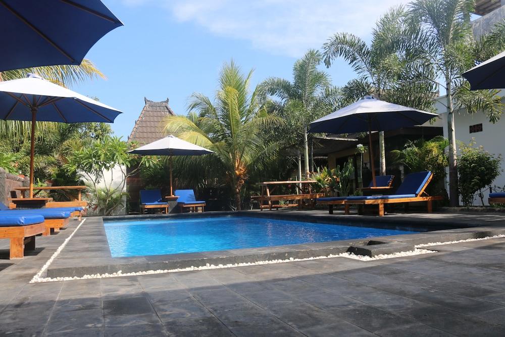 คัลเลอร์ คอตเทจ Hotel กิลิไอร์ ภายนอก รูปภาพ